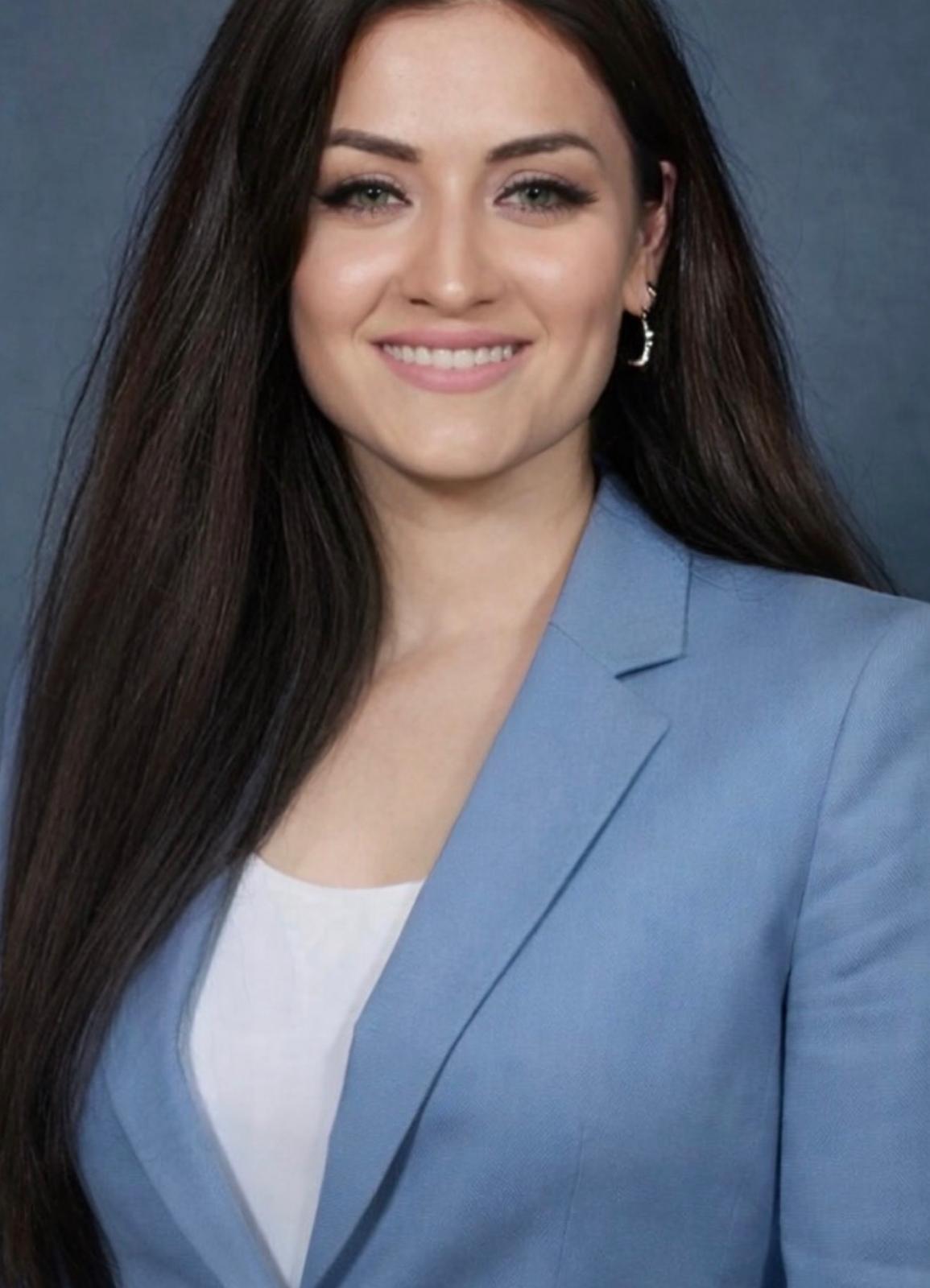 Zarina Munavarazadeh, President & Founder